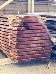 Service rabotage à la Scierie Jauffret à Biot