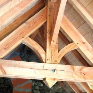 Taille de ferme pour charpente